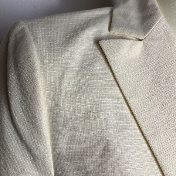 Ports 1961 Embellished Structured Blazer - Picture 4 of 10